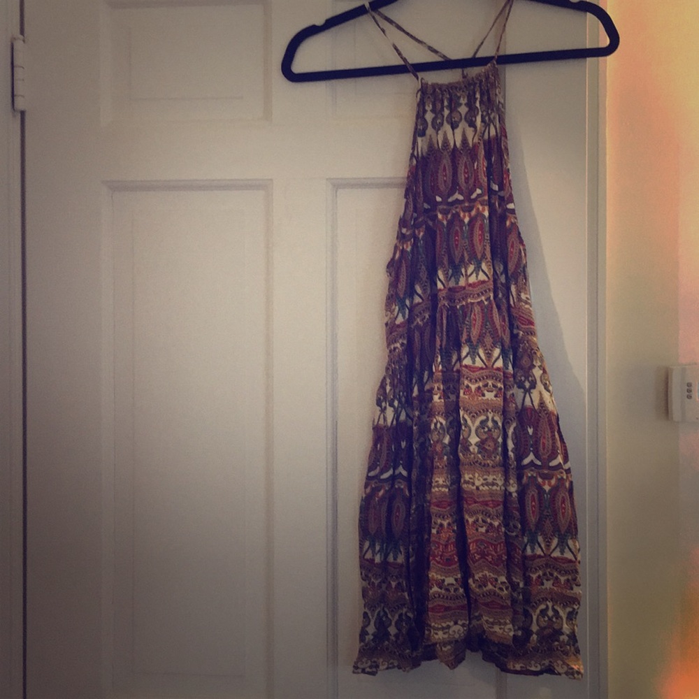 LF HALTER BACK DRESS